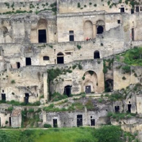 Matera cave dwellings. Photo by curious-places.blogspot.fr